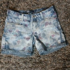 4/$25 Levi's Watercolor Floral Jean Midi Shorts